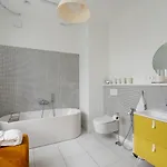 Center & Style Apartment *